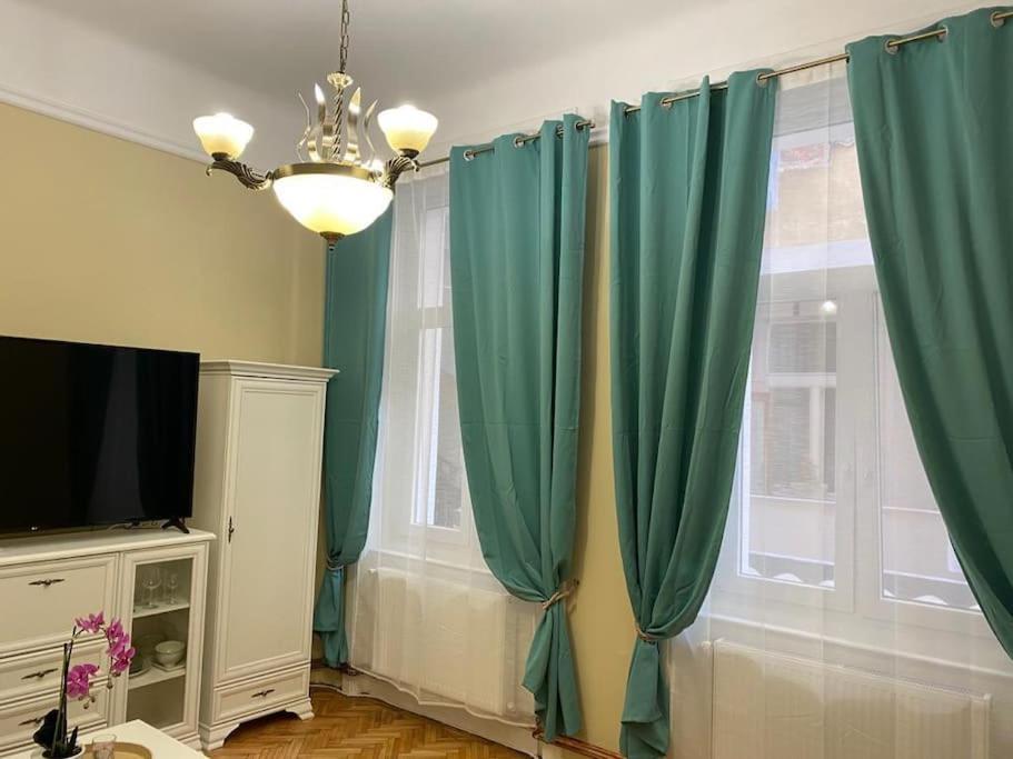 Art Nouveau Apartment Ultracentral Oradea Εξωτερικό φωτογραφία